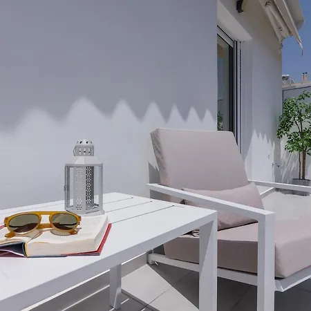 Apartment Beautiful Maisonette In Athens For 6 Ppl *